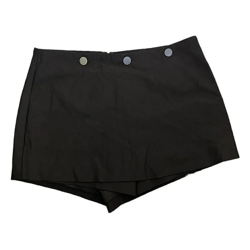 NBD Ivor Skort in Black